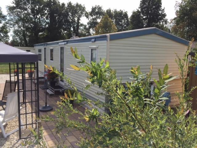 Comfortabel 4-Persoons Chalet Paasloo Bagian luar foto
